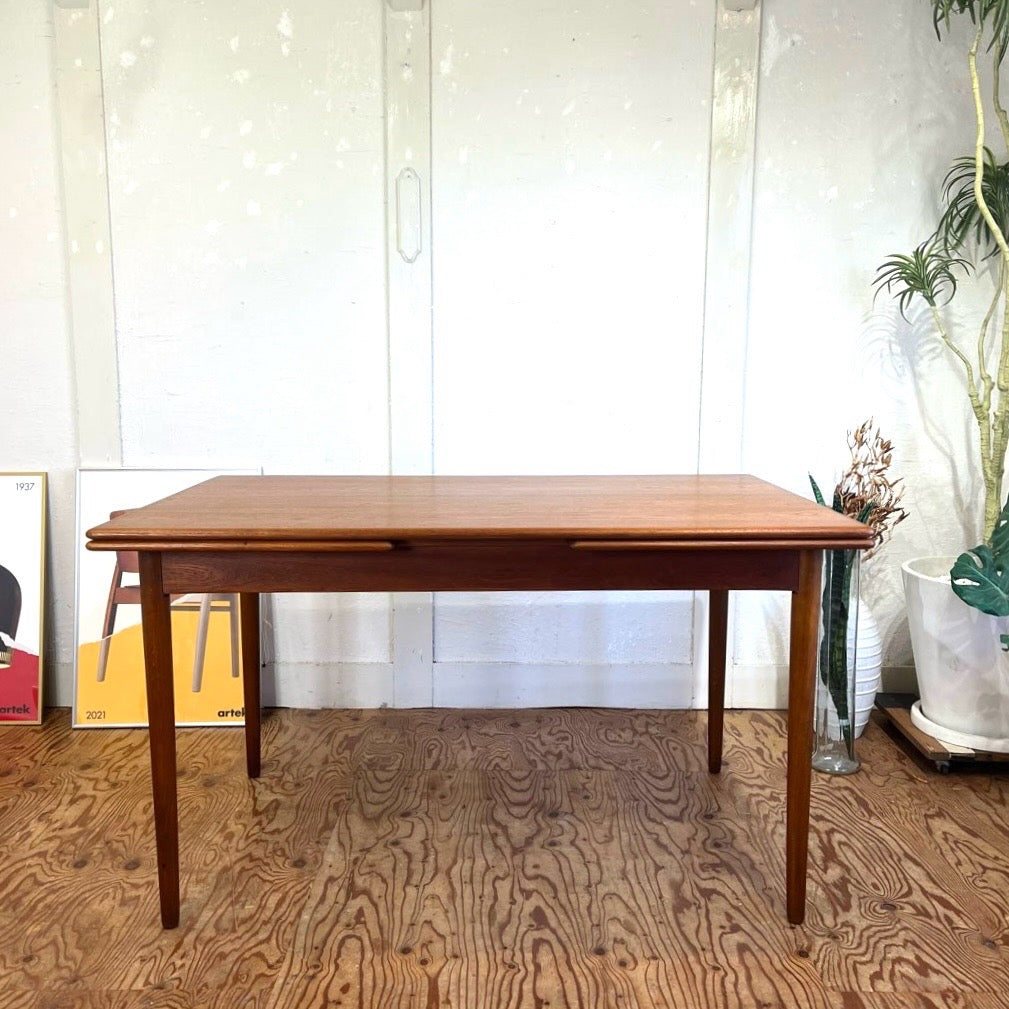 チーク材 伸長式 ダイニングテーブル ドローリーフ 北欧 ヴィンテージ