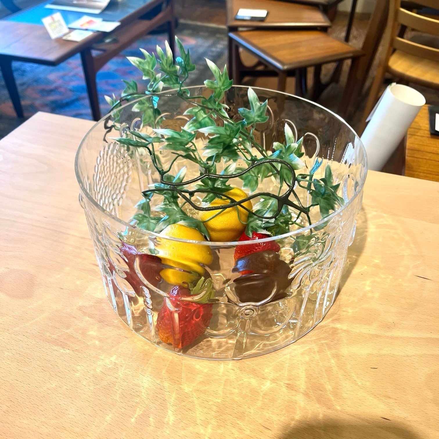 ヌータヤルヴィ フローラ ベース アメジスト ラージ Oiva Toikka