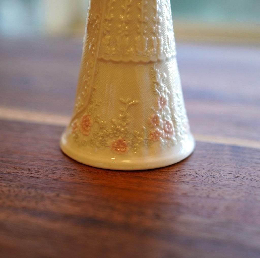 リヤドロ / LLADRO ブライダルベル フィギュリン スペイン 磁器