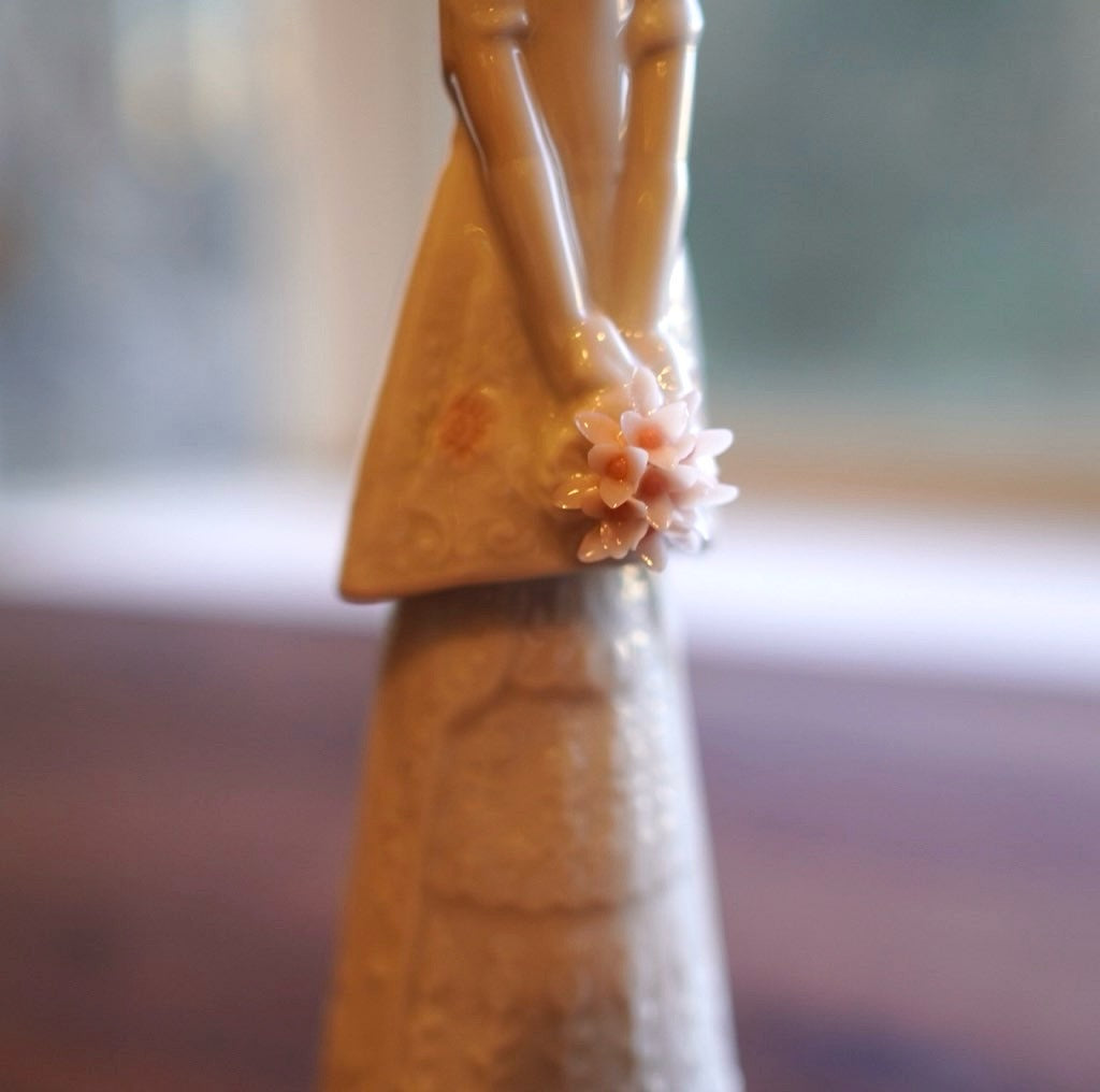 リヤドロ / LLADRO ブライダルベル フィギュリン スペイン 磁器