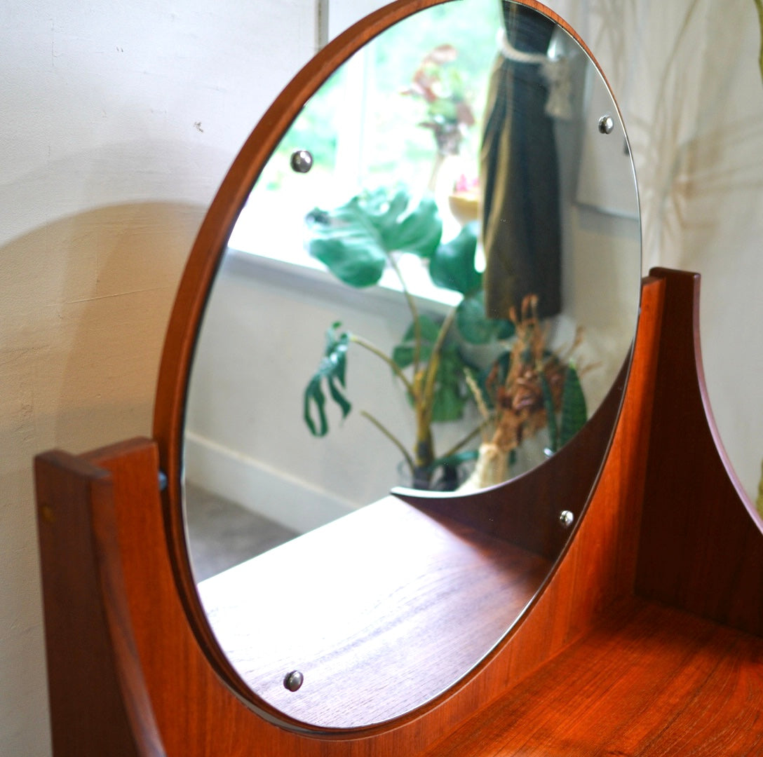 AG SPEJL アルネ・ヴォッダー / Arne Vodderドレッサー デンマーク