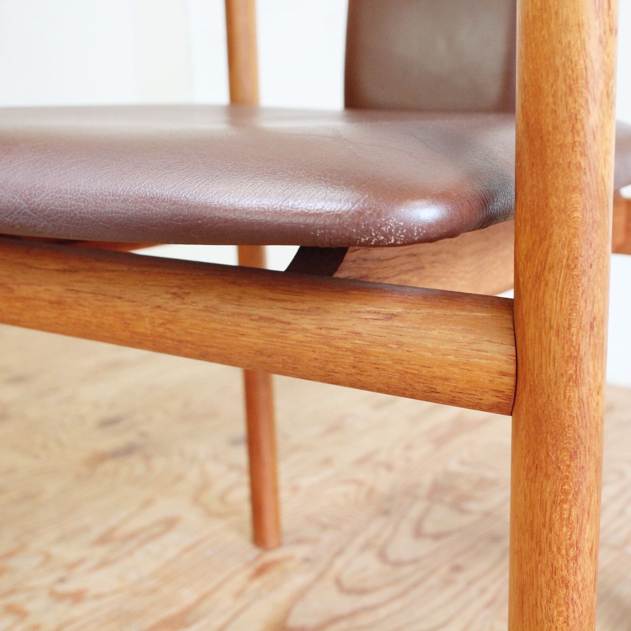 スコビー Skovby アームチェア ダイニングチェア 本革 北欧 デンマーク