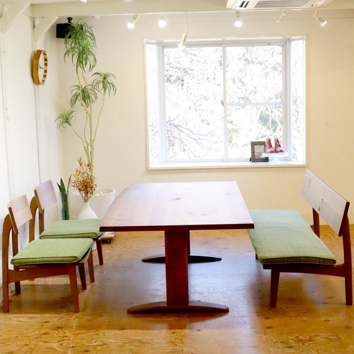 飛騨産業 キツツキ 森のことば ダイニング4点セット テーブル チェア