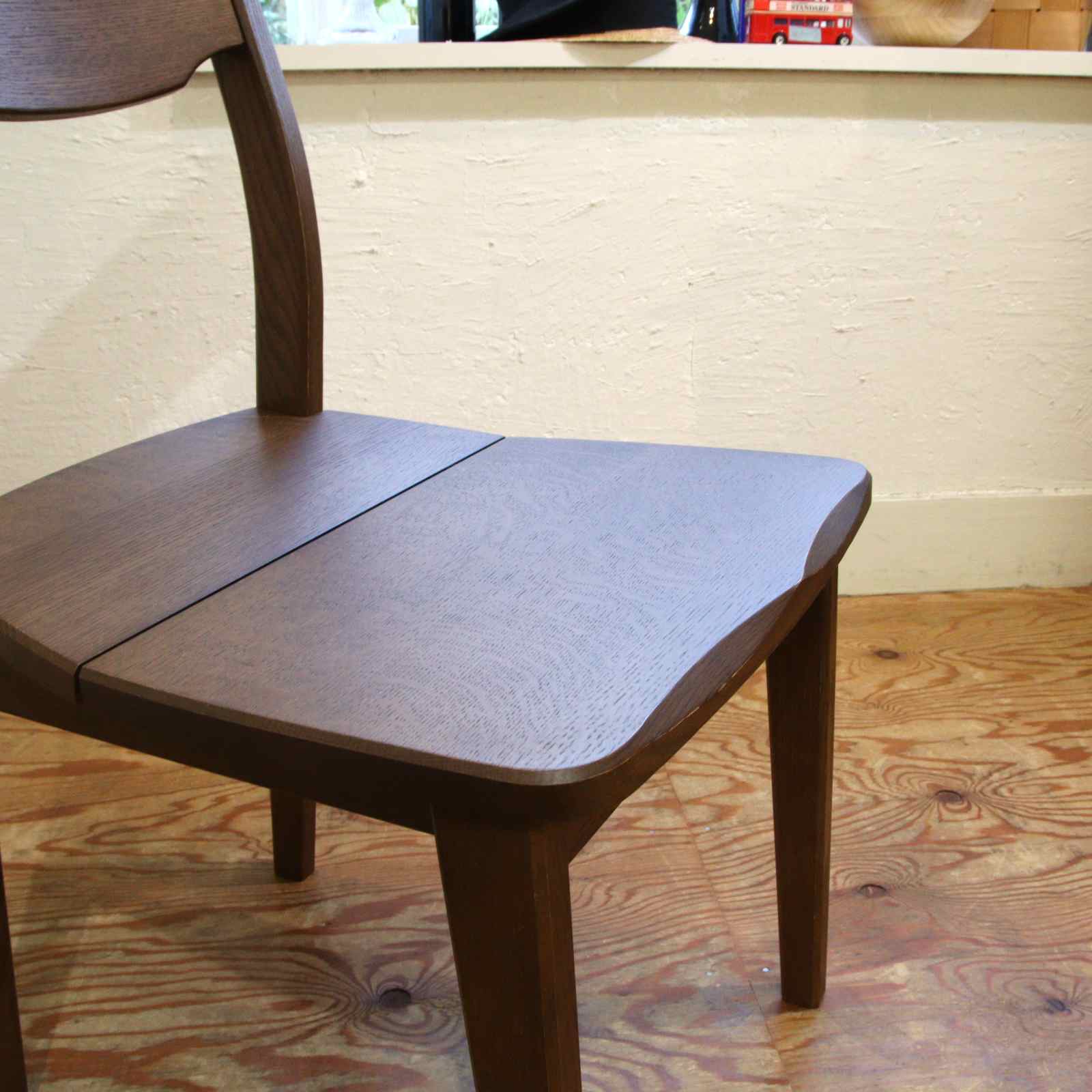 飛騨産業 / HIDA 木かげシリーズ ダイニングチェア【2】キツツキマーク