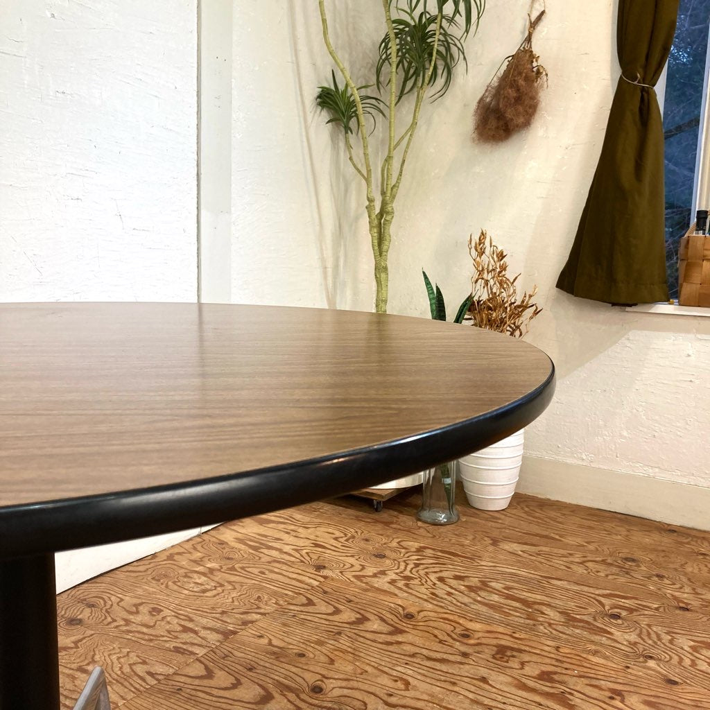 ハーマンミラー Herman Miller ラウンドテーブル セグメントベース