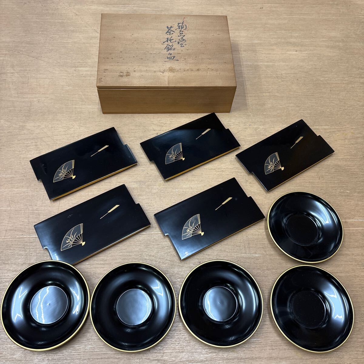 未使用品 輪島塗 茶托・銘々皿 揃(各5枚のセット) じま 龍作 沈金 共