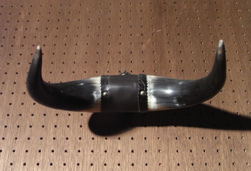 牛の角オーナメント、水牛ツノ壁掛け飾り BCM 0069