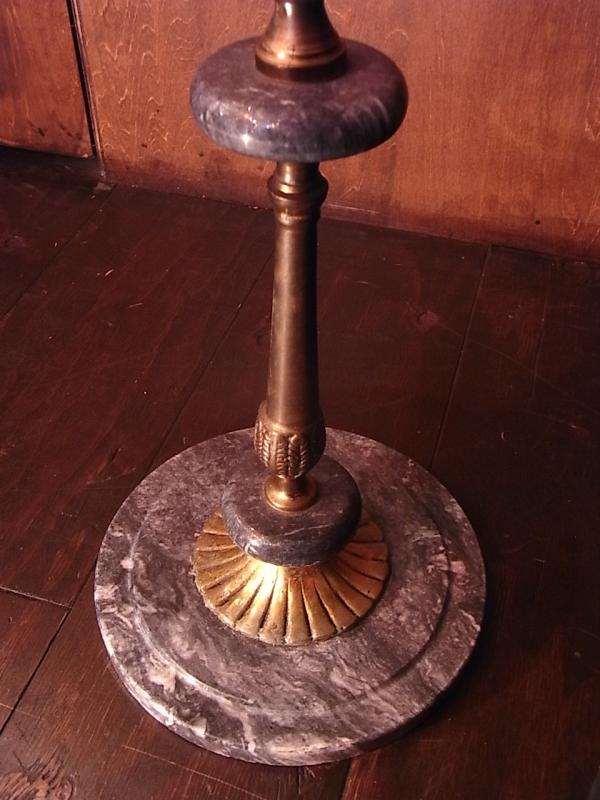 アンティーク大理石製アッシュトレイスタンド、灰皿スタンド、アッシュ