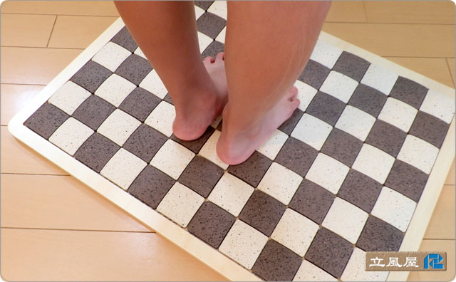 珪藻土タイルバスマット ピュアリフレ[Lサイズ]｜立風屋