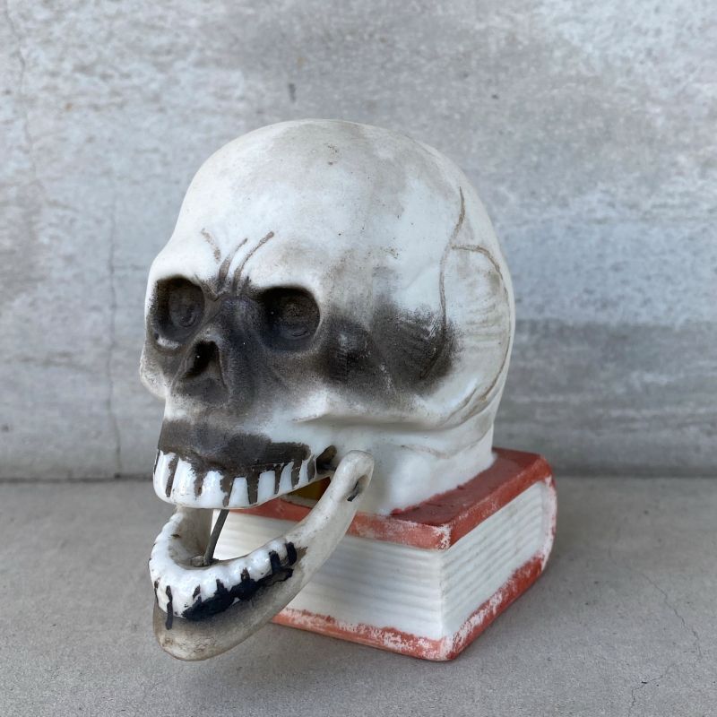 VINTAGE ANTIQUE SKULL CANDLE HOLDER ヴィンテージ アンティーク