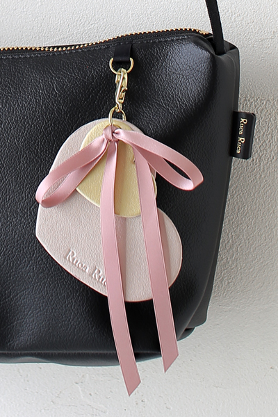 チャーム | マザーズバッグ・ママリュック専門店｜ルカルカ〈公式〉