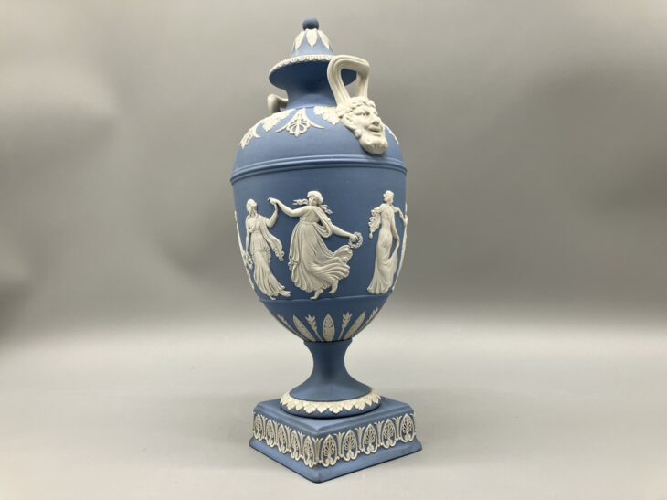 ウェッジウッド 『ジャスパー 壺』 ｜骨董品買取 緑和堂