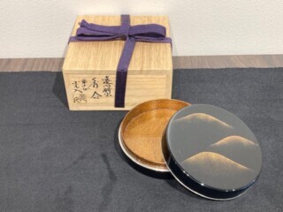 楽家五代 宗入作『赤茶碗』 買取価格相場｜骨董品買取 緑和堂