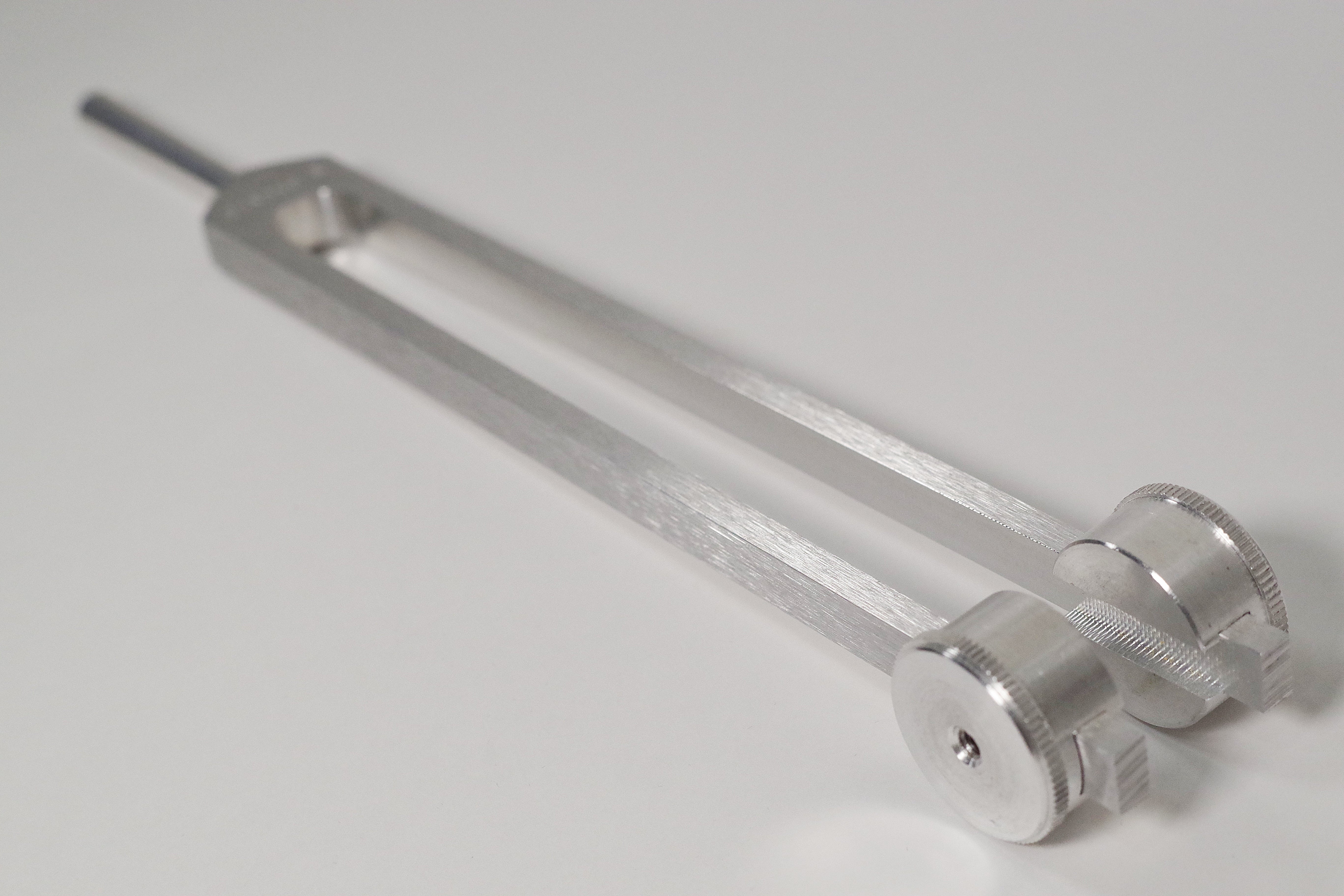 バイオソニックス社製オットーチューナー64Hz