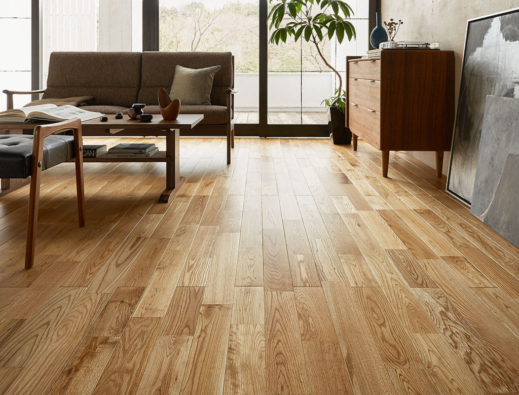 ラグジュアリー空間におすすめ！無垢フローリング コンビットソリッド