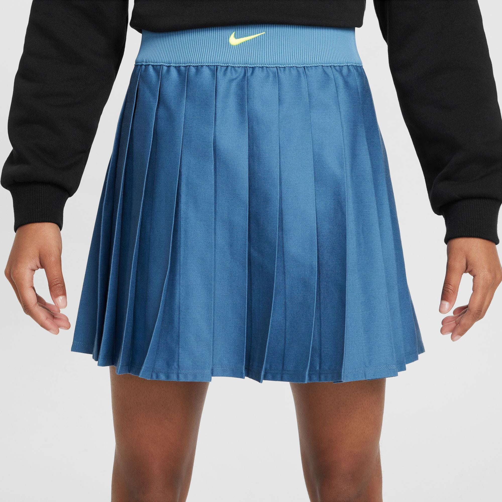 Sportswear Girls Pleated Skirt – WOODstack