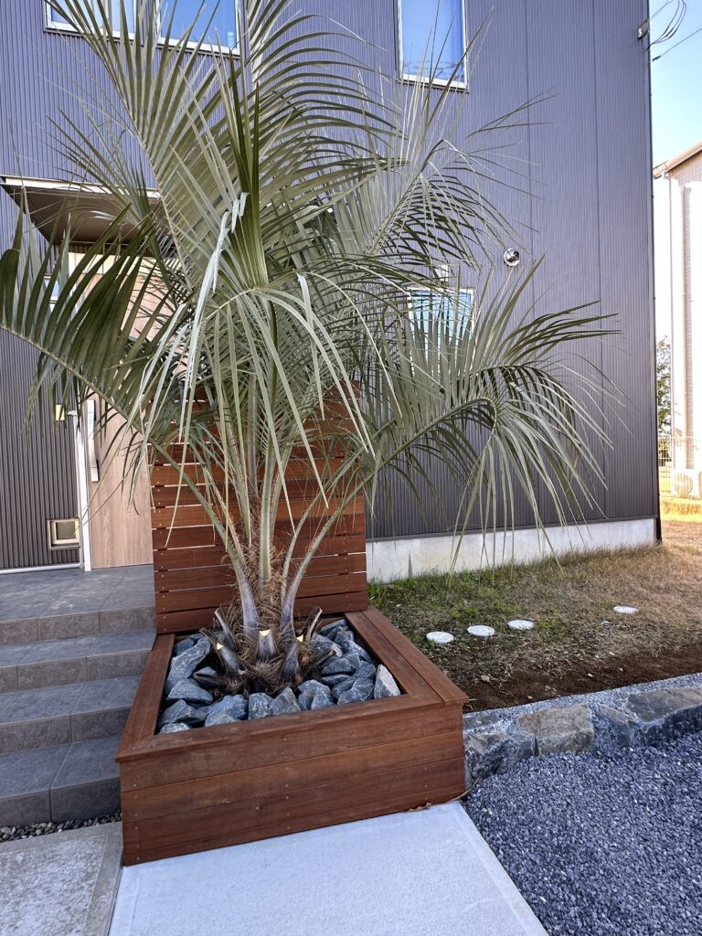 ドライガーデン‼️ポストをつけて完成‼️しましたー📮 | 茨城県で外構