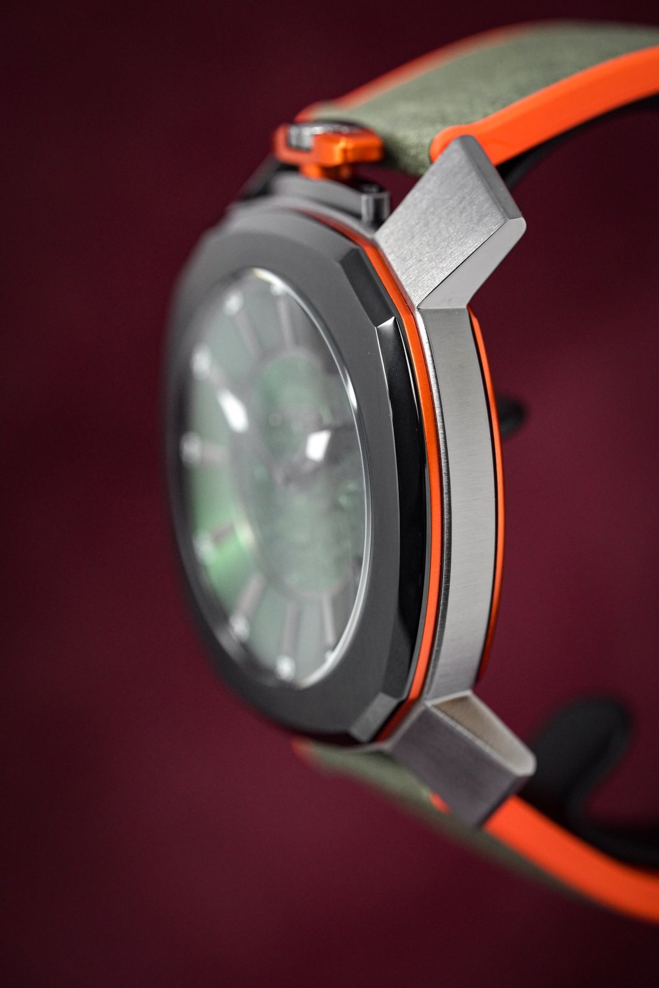 Gaga Milano Watch Frame_One Skull Green 7059.02 – Watches & Crystals