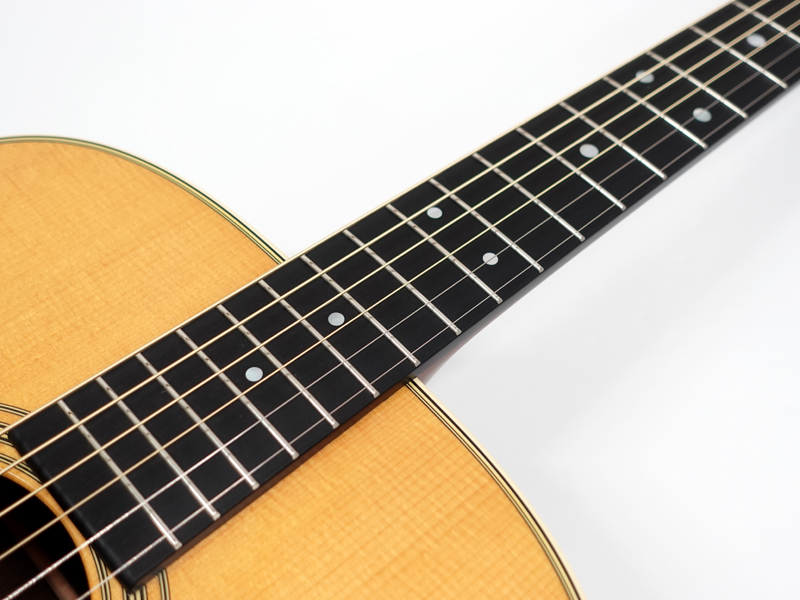 マーチン D28 2017年新品購入 ほぼ使っていません（数時間のみ） 楽天市場】Martin（マーティン）D-28 Standard（2017）生産完了モデル