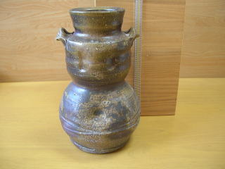 備前焼 柴岡秀泉作 耳付窯変花瓶