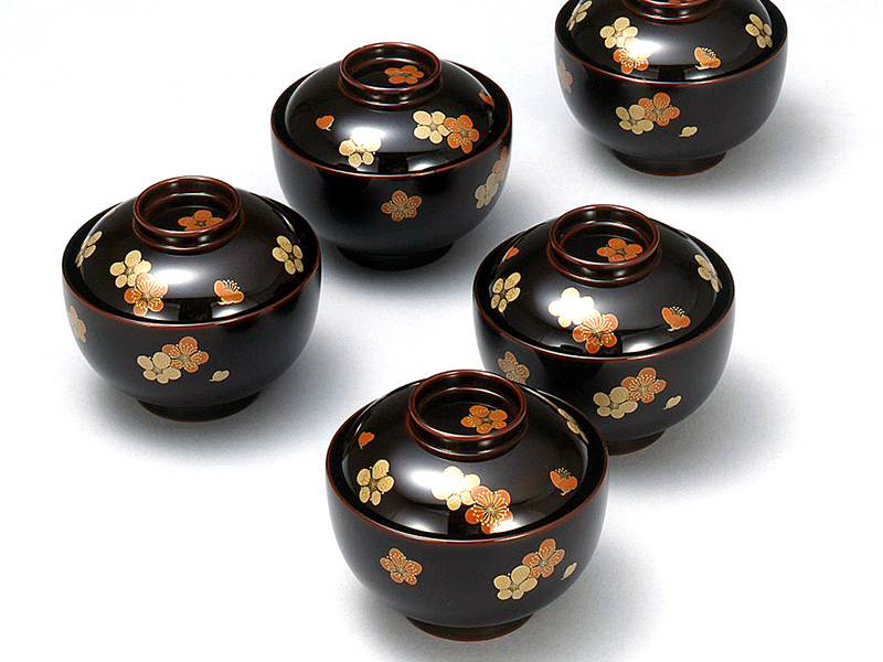 梅が咲いて春の訪れ | 輪島塗の老舗 輪島屋善仁 | Wajimaya Zenni