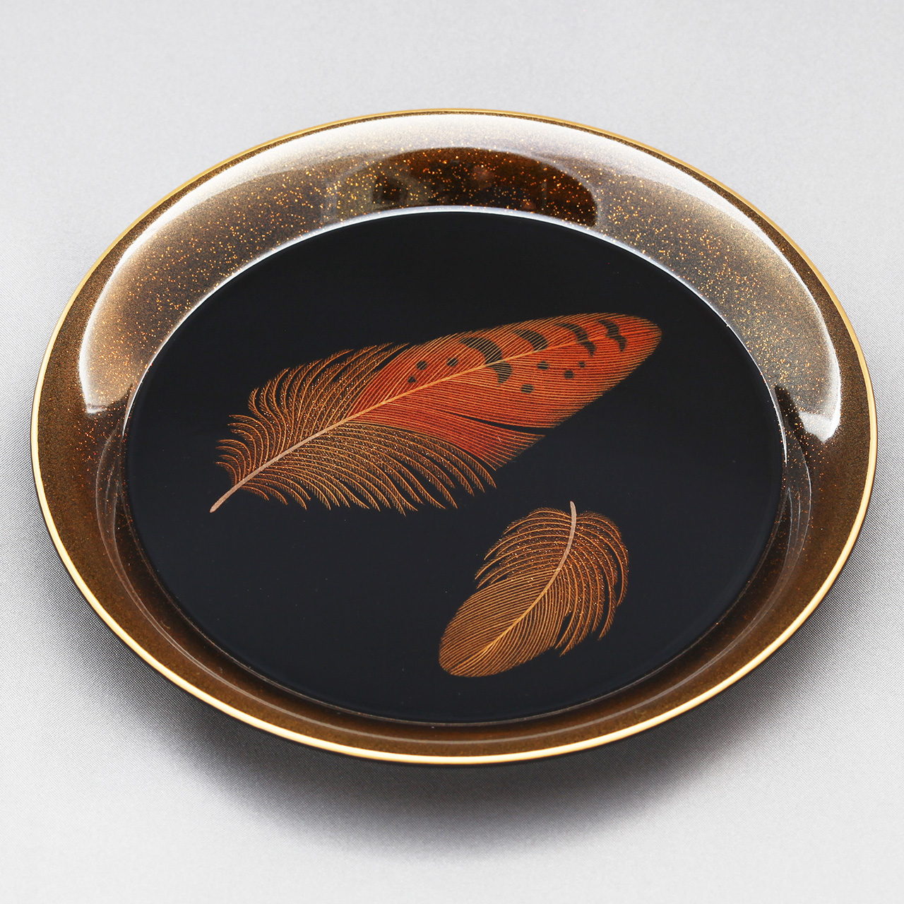 皿・茶托 | WORKS | 輪島塗の老舗 輪島屋善仁 | Wajimaya Zenni