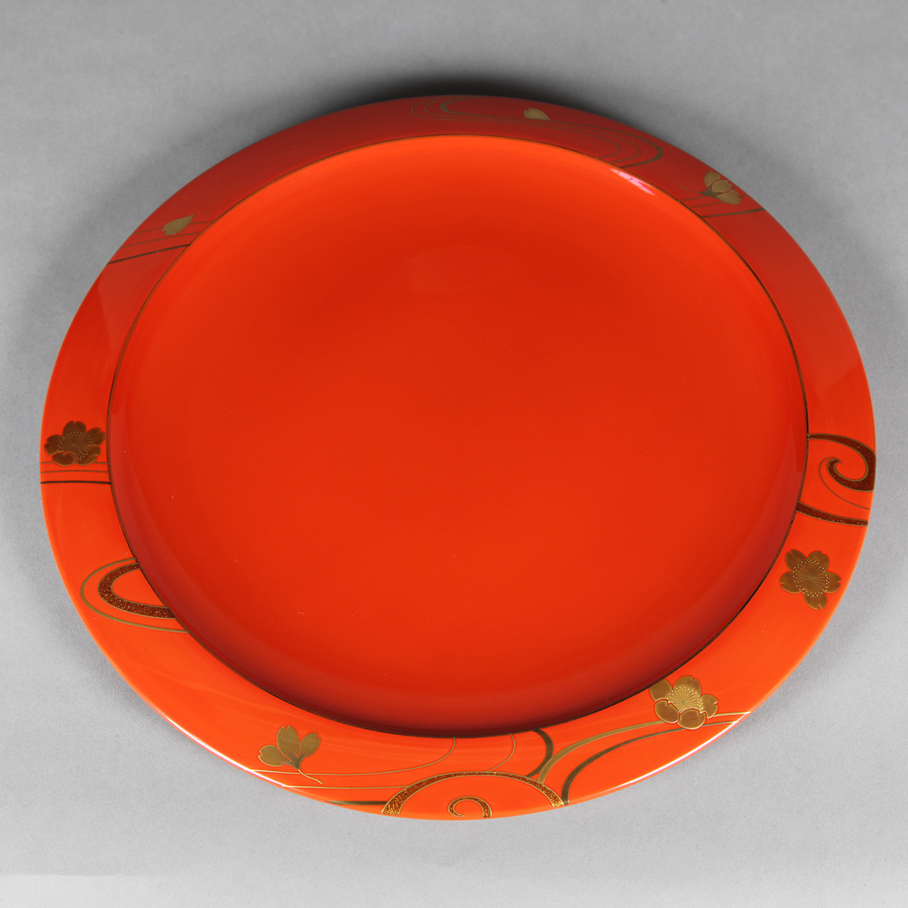 皿・茶托 | WORKS | 輪島塗の老舗 輪島屋善仁 | Wajimaya Zenni