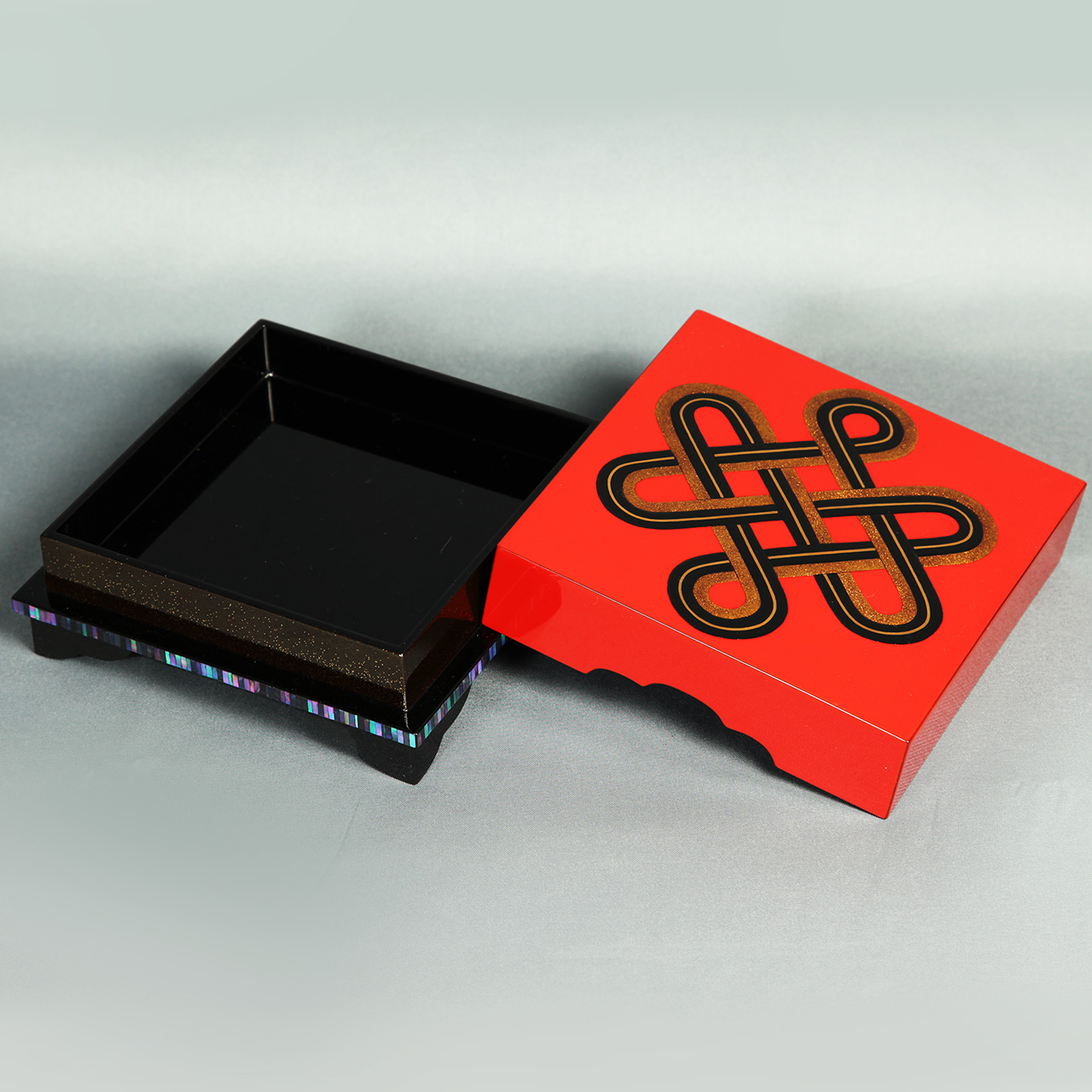 文箱・硯箱・飾り箱・花器 | WORKS | 輪島塗の老舗 輪島屋善仁