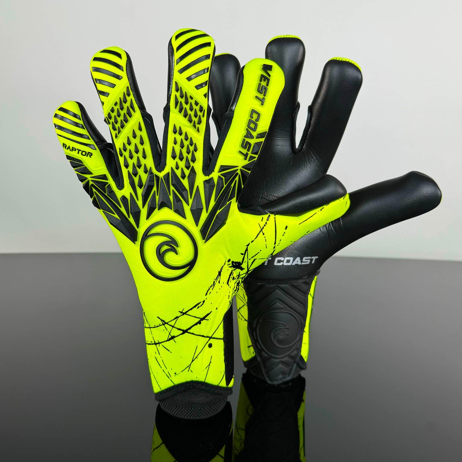 Raptor ™ Volt - West Coast Goalkeeping