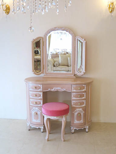 オードリー リボンの女優ドレッサー ピンクベージュ色 ショッキング