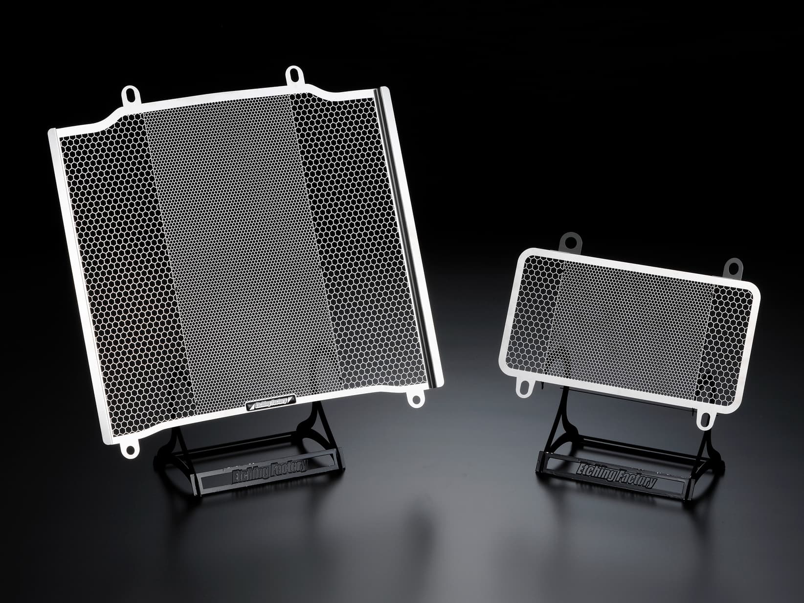 ZZR1100-C型用ラジエターコアガード