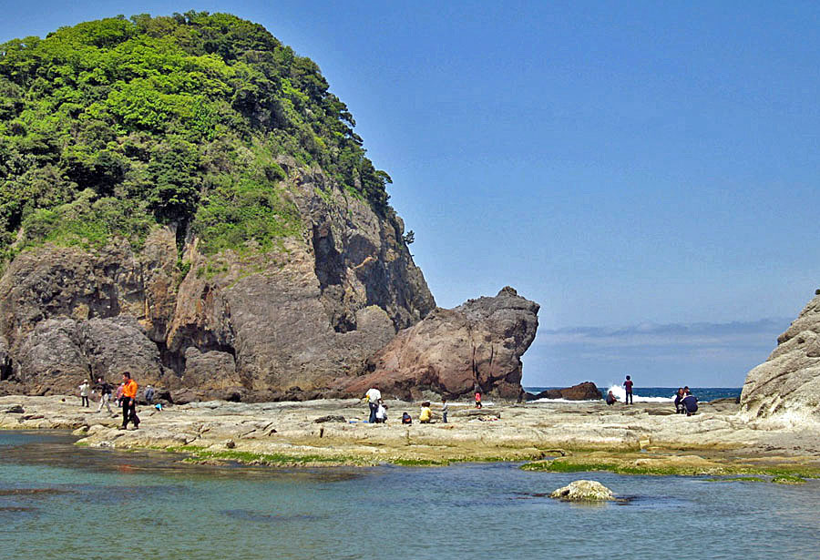 かえる島：日本の奇岩百景プラス