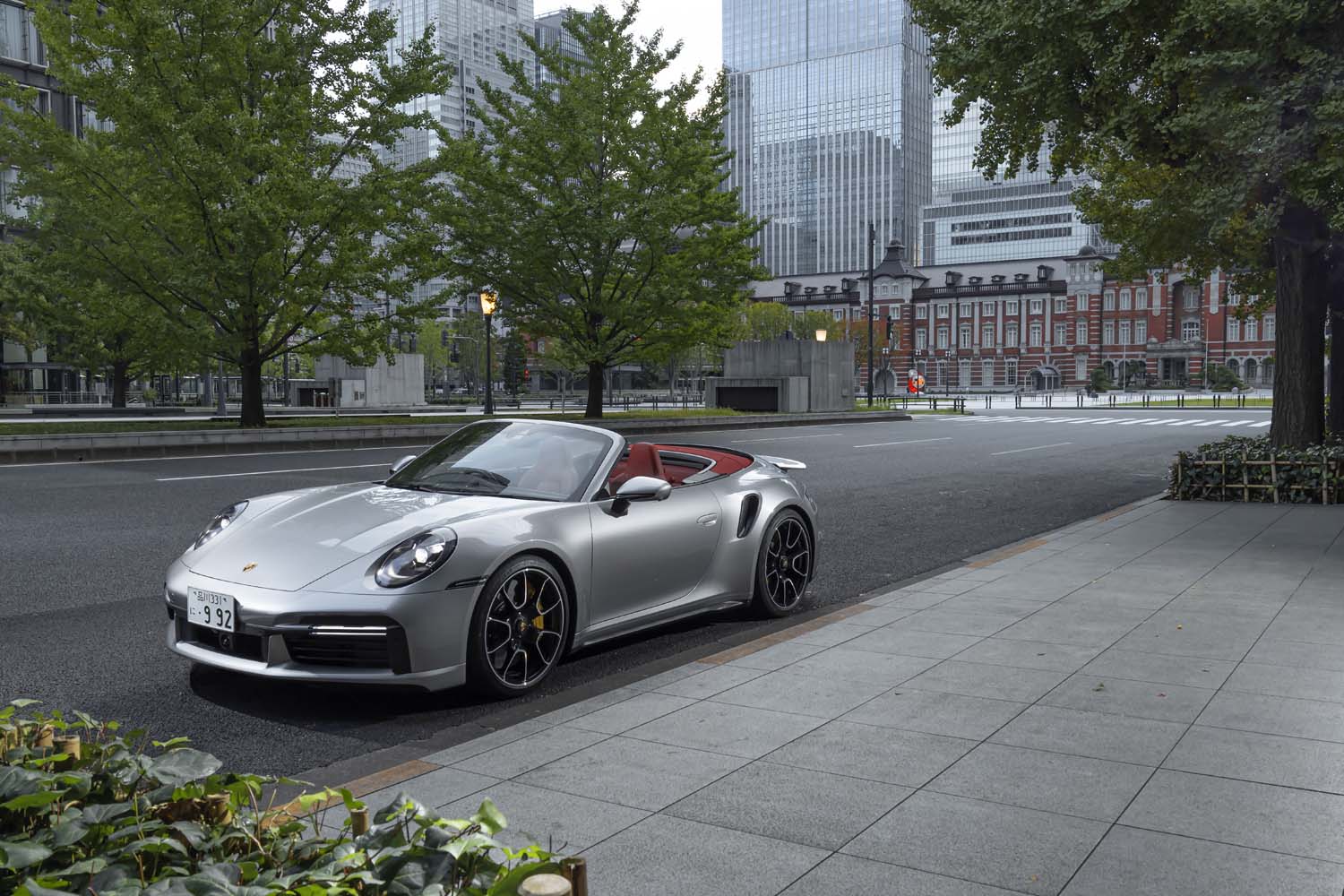 ポルシェ911ターボSカブリオレ（4WD/8AT）【試乗記】 ドリームカー降臨