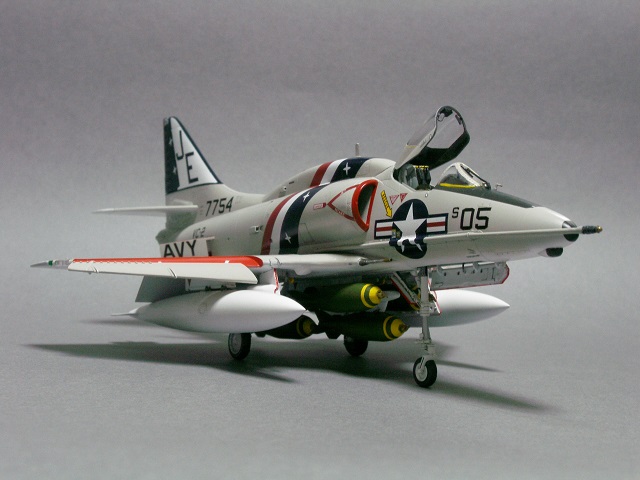 A-4 スカイホーク(ハセガワ1/48, エッシー1/48)＞ 特集 攻撃機＞2019年