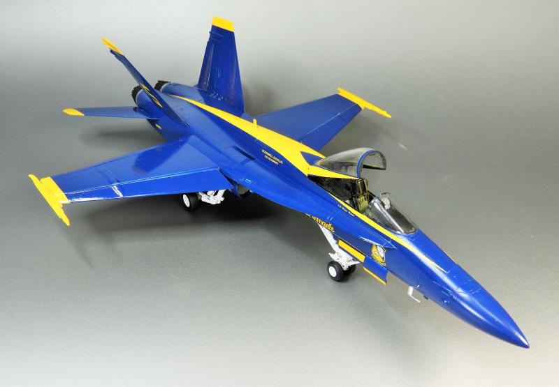 F/A-18A Hornet BLUE ANGELS (Hasegawa 1/48)＞ 特集 ハセガワ48＞2022