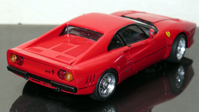 フェラーリ288GTO (フジミ1/24)＞ CARプラモデル製作＞2025年11月号
