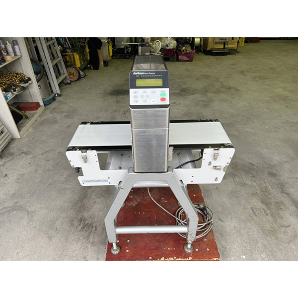 アンリツ非防水金属検出器(通過幅×通過高さW300×H80mm)KD8013Aレンタル