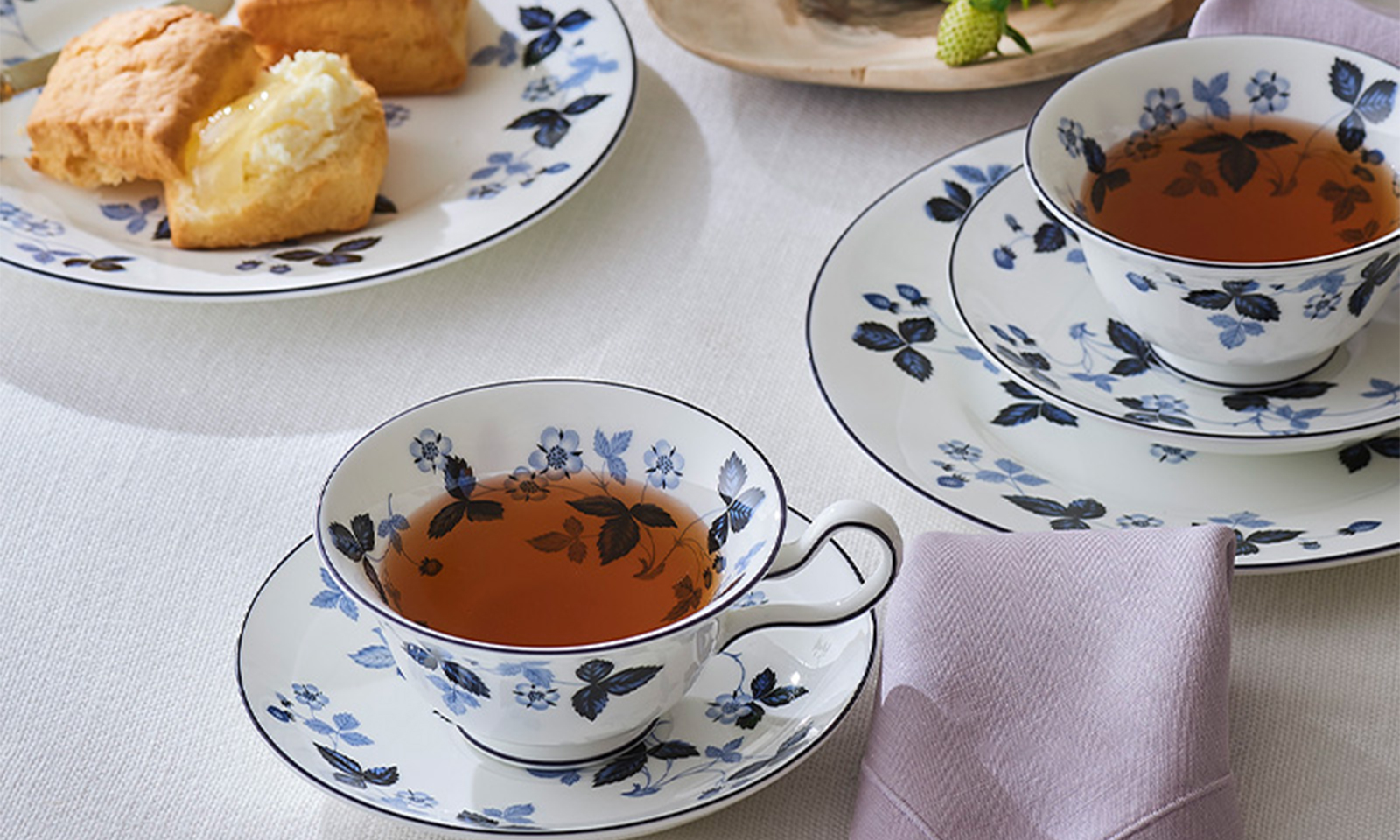 ストロベリー インクブルー|WEDGWOOD公式オンラインストア