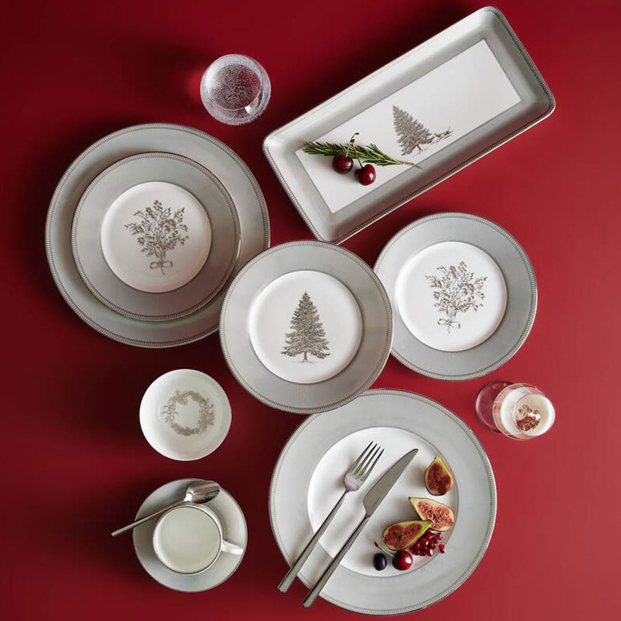 CRAFT YOUR OWN UNFORGETTABLE CHRISTMAS ウェッジウッドのクリスマス