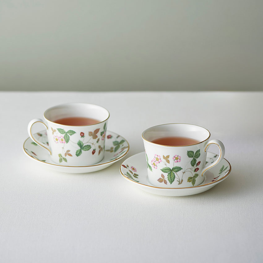 ワイルド ストロベリー ティーカップ&ソーサー ペア (デルフィ