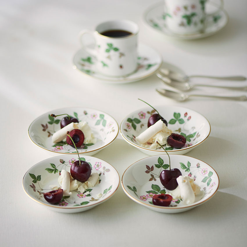 ワイルド ストロベリー フルーツソーサー13cm|WEDGWOOD公式オンライン