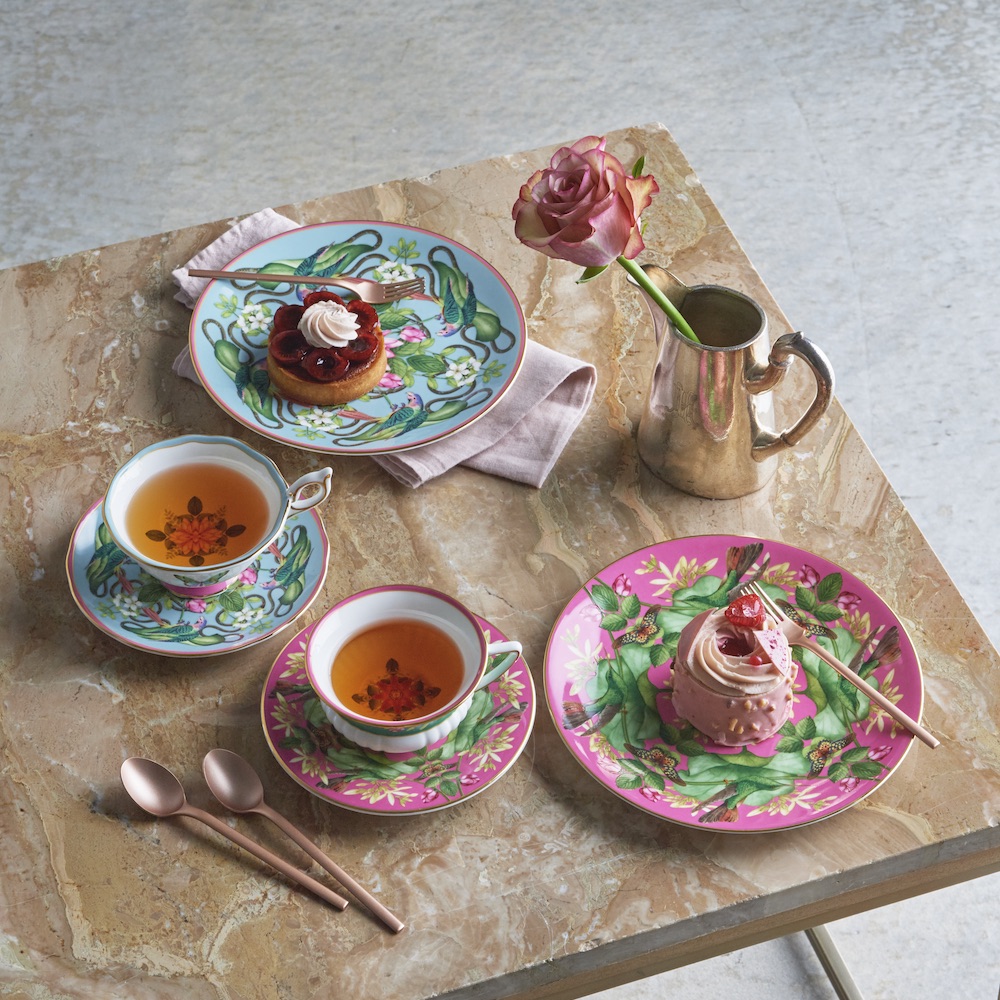 ワンダーラスト メナジェリィ ティーカップ＆ソーサー|WEDGWOOD公式