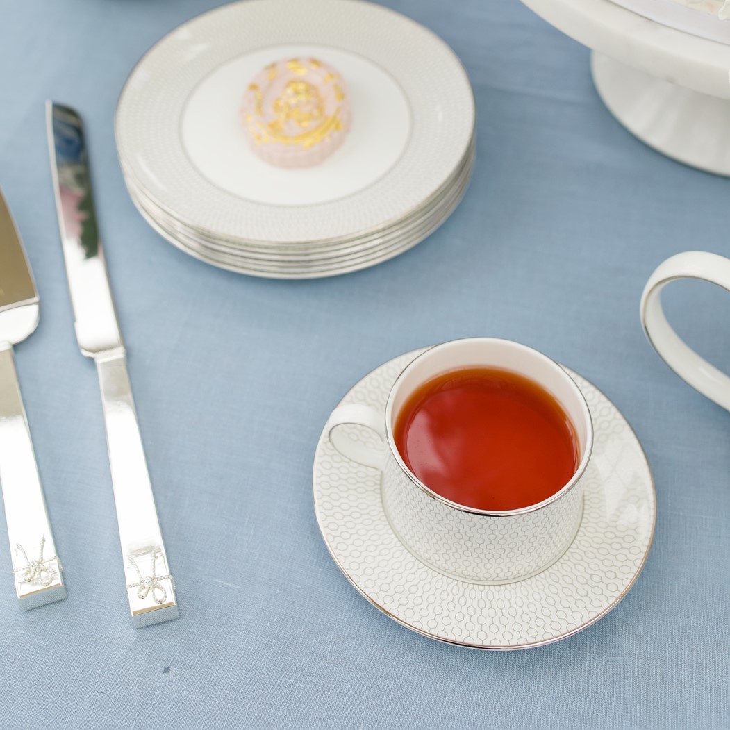 ジオ プラチナ ティーカップ&ソーサー|WEDGWOOD公式オンラインストア