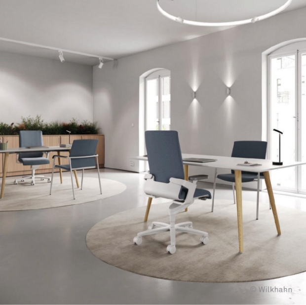 Office chairs in White. | Products - 製品 | Wilkhahn Japan