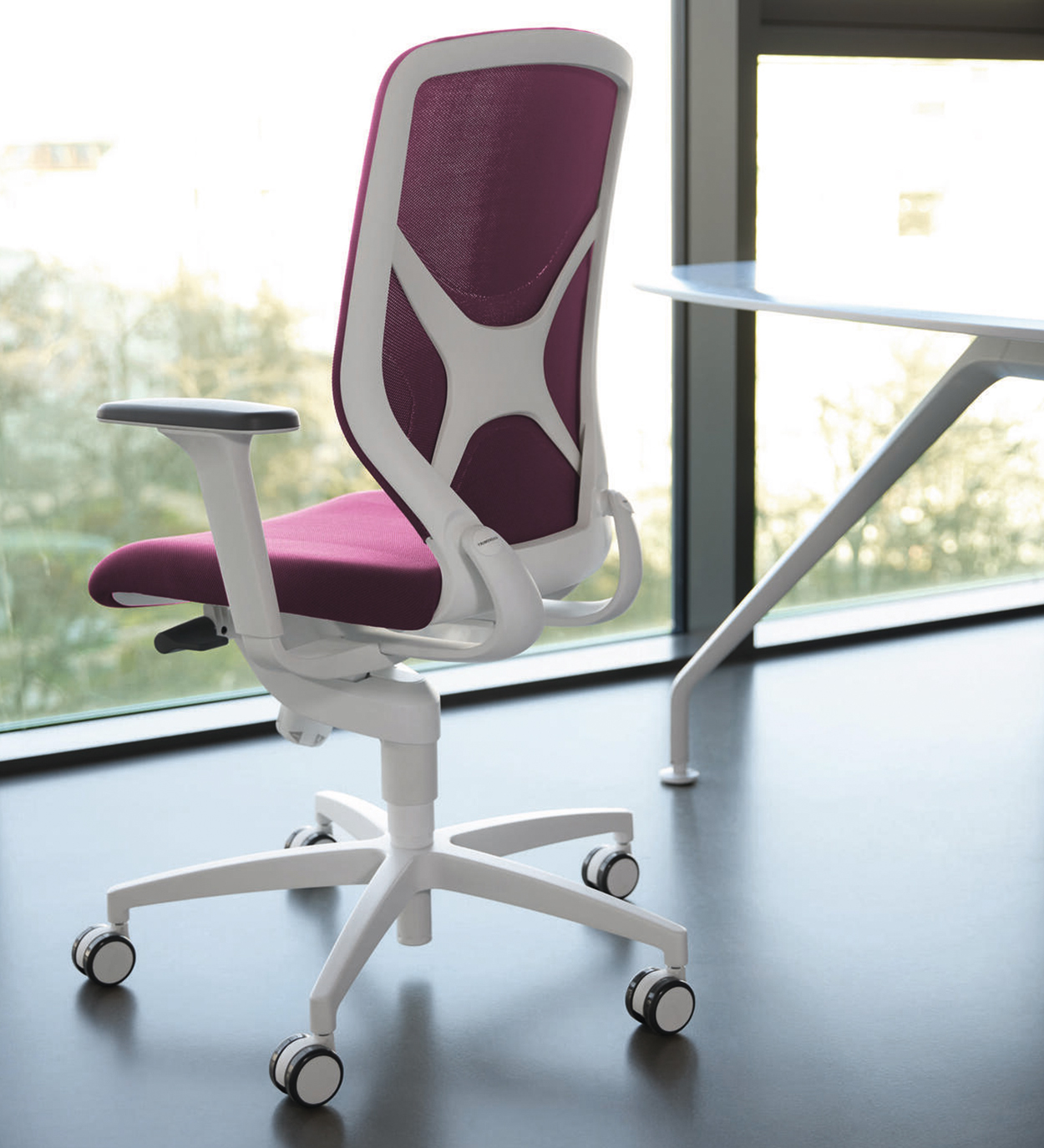 184 range IN | Products - 製品 | Wilkhahn Japan｜ウィルクハーン