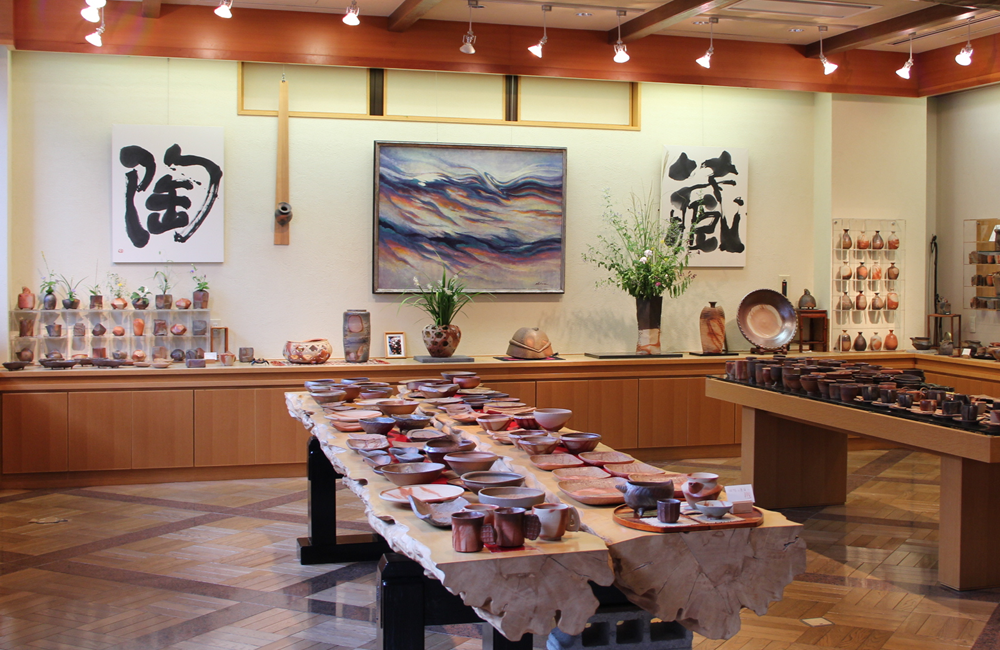 ギャラリー陶藏 | 備前焼窯元 小西陶古