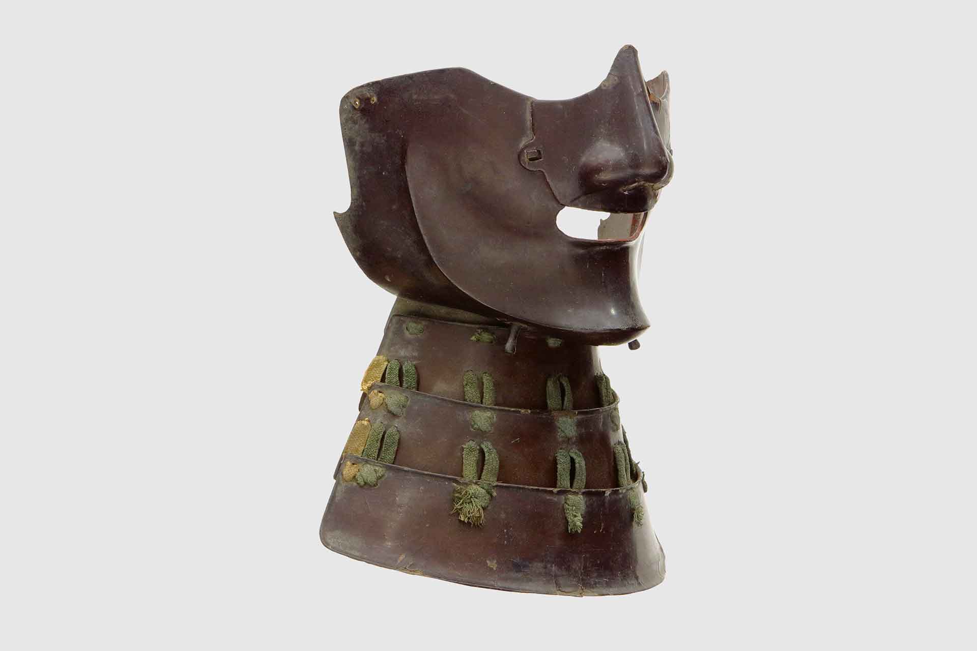 鉄黒漆塗御家頬（面頬単独）／ホームメイト