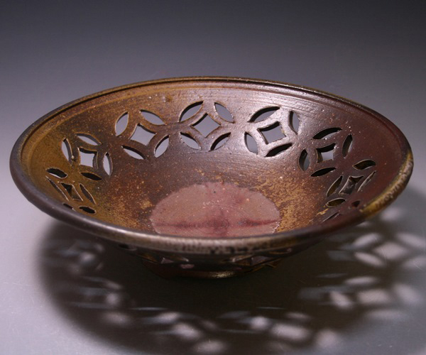 馬場祥輔 作 「備前透し鉢」 ～備前焼専門卸小売店 川口陶楽苑～