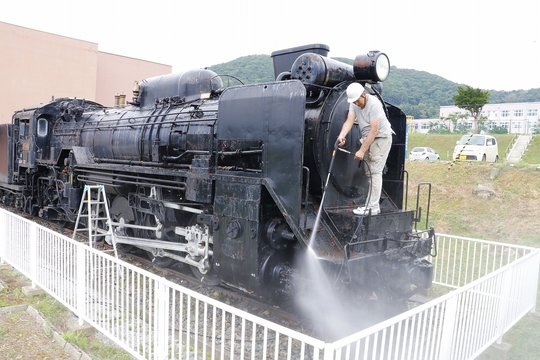 とようらトピックス【蒸気機関車 D51 整備中！】 | 北海道豊浦町