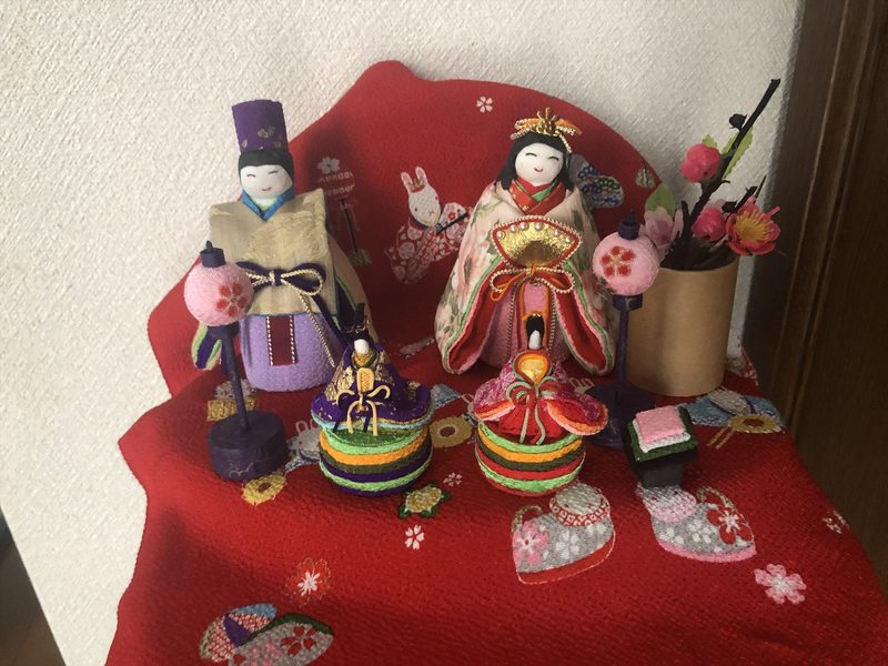 かみのくにトピックス【自作雛人形ズラリ！廃材有効活用で】 | 北海道